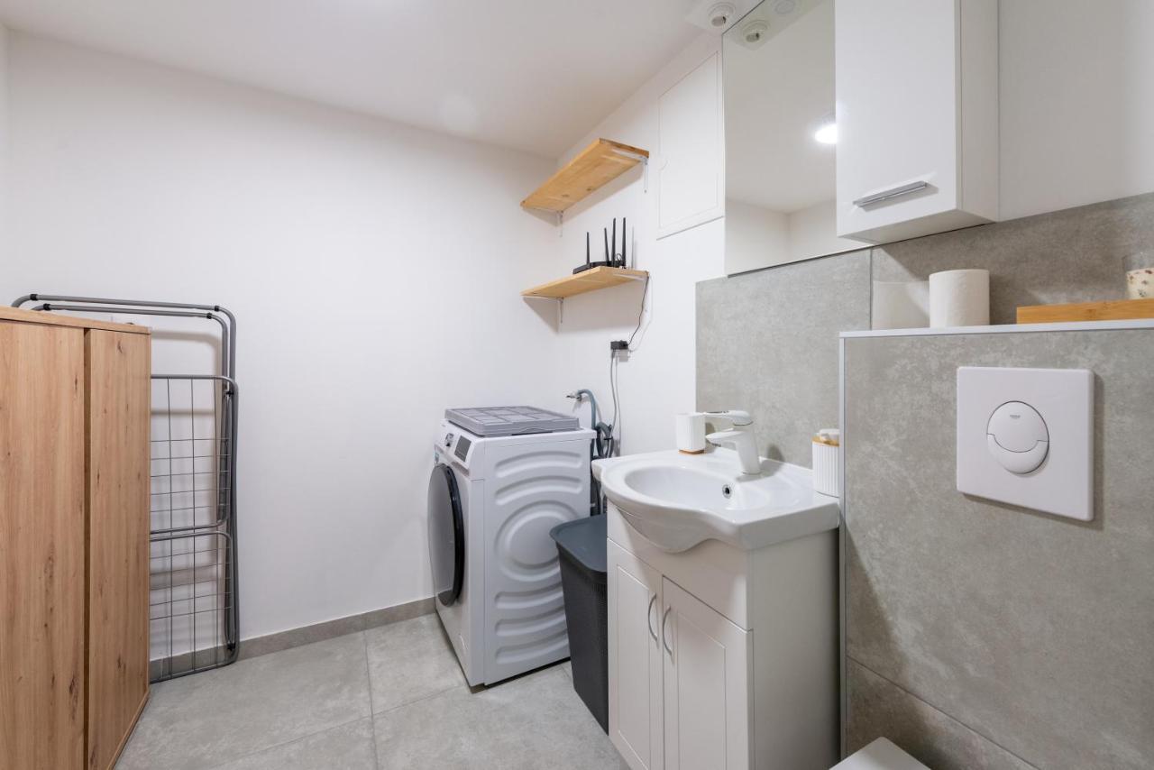 Apartman Noa Кастав Екстериор снимка