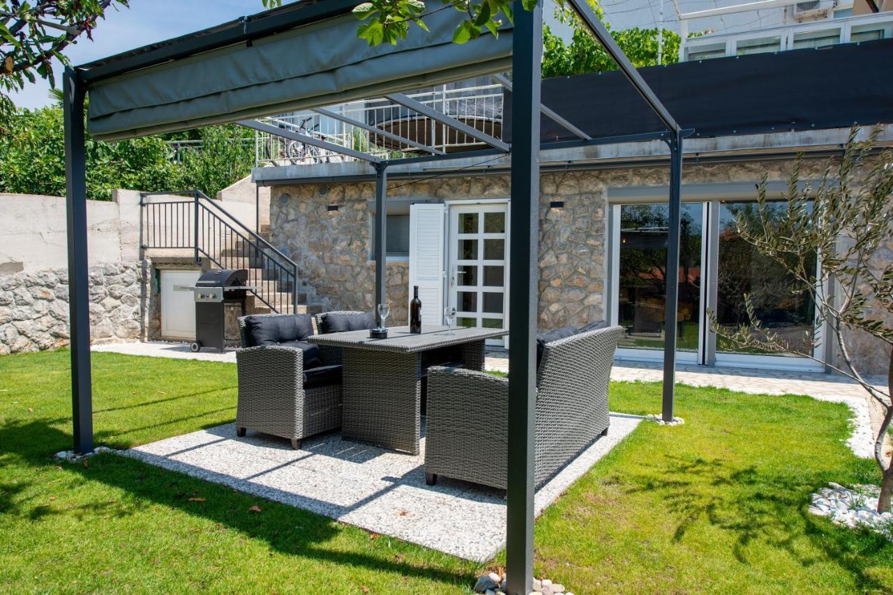 Apartman Noa Кастав Екстериор снимка