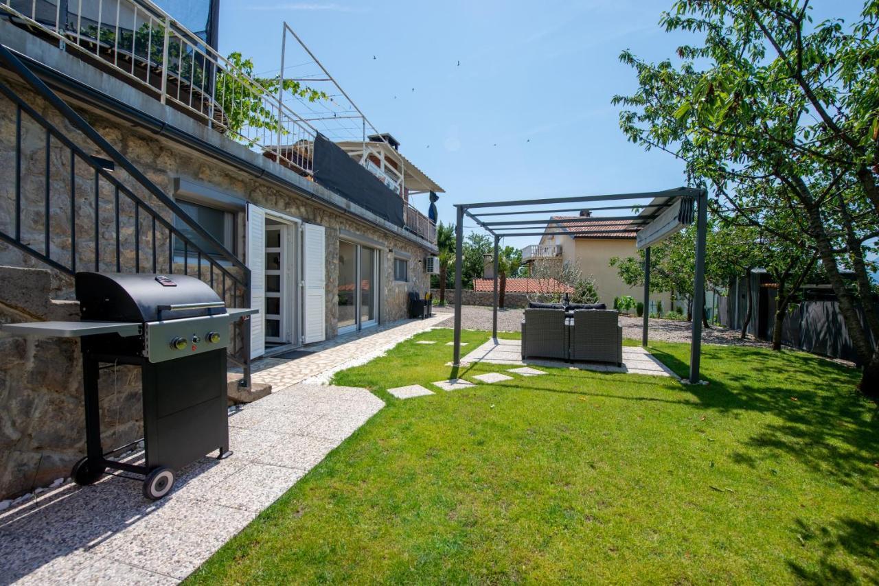 Apartman Noa Кастав Екстериор снимка