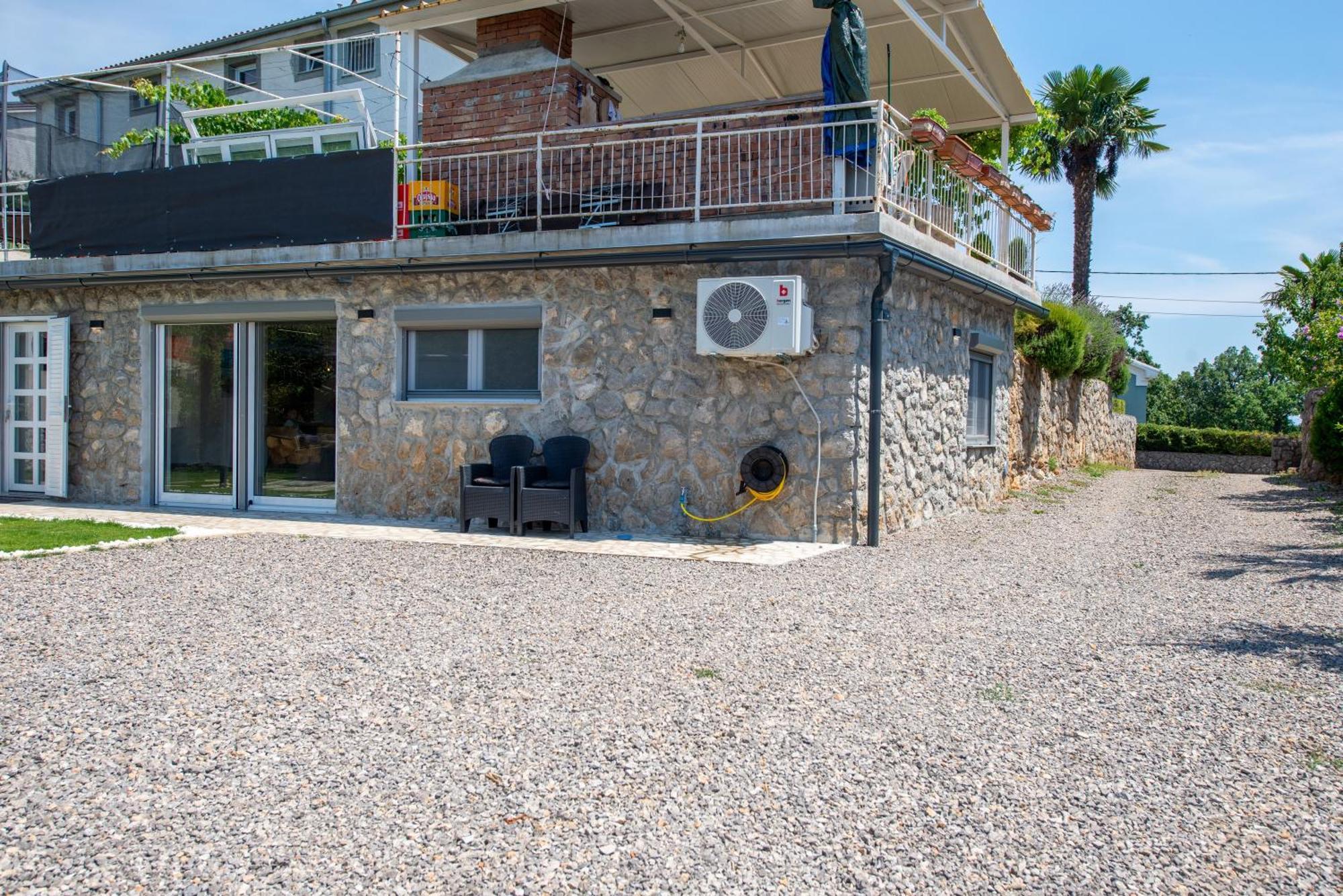Apartman Noa Кастав Екстериор снимка